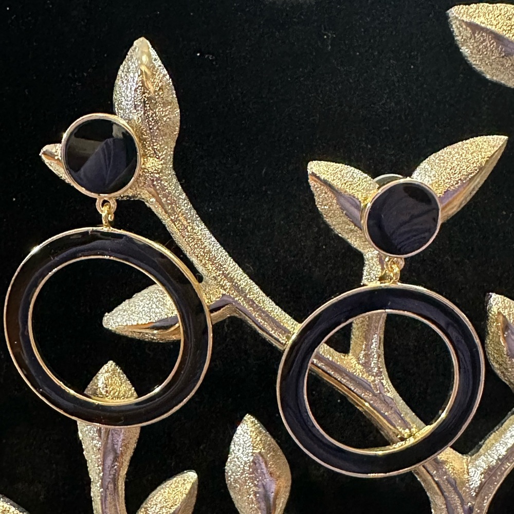 Vintage style circle statement earrings set of 2